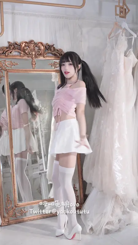 咬一口兔娘(黏黏团子兔) – NO.102  恋爱告急 12